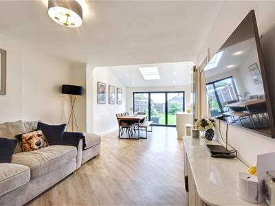 Open Plan Breakfast Kitchen